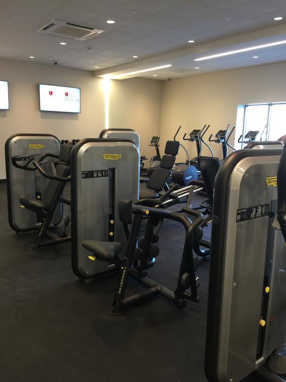 Parkwest Bicycle Casino Hotel Bell Gardens Ngoại thất bức ảnh