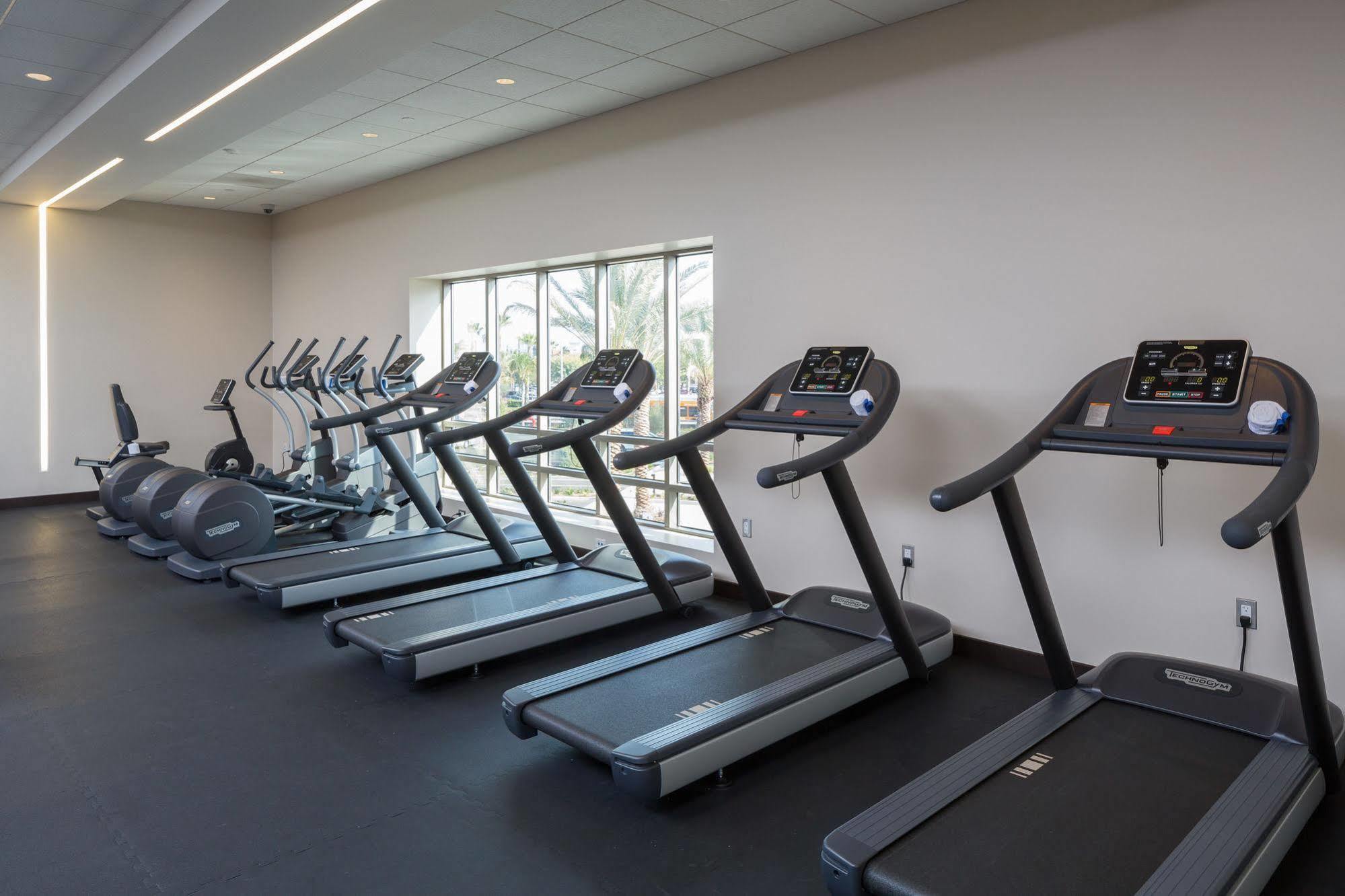 Parkwest Bicycle Casino Hotel Bell Gardens Ngoại thất bức ảnh