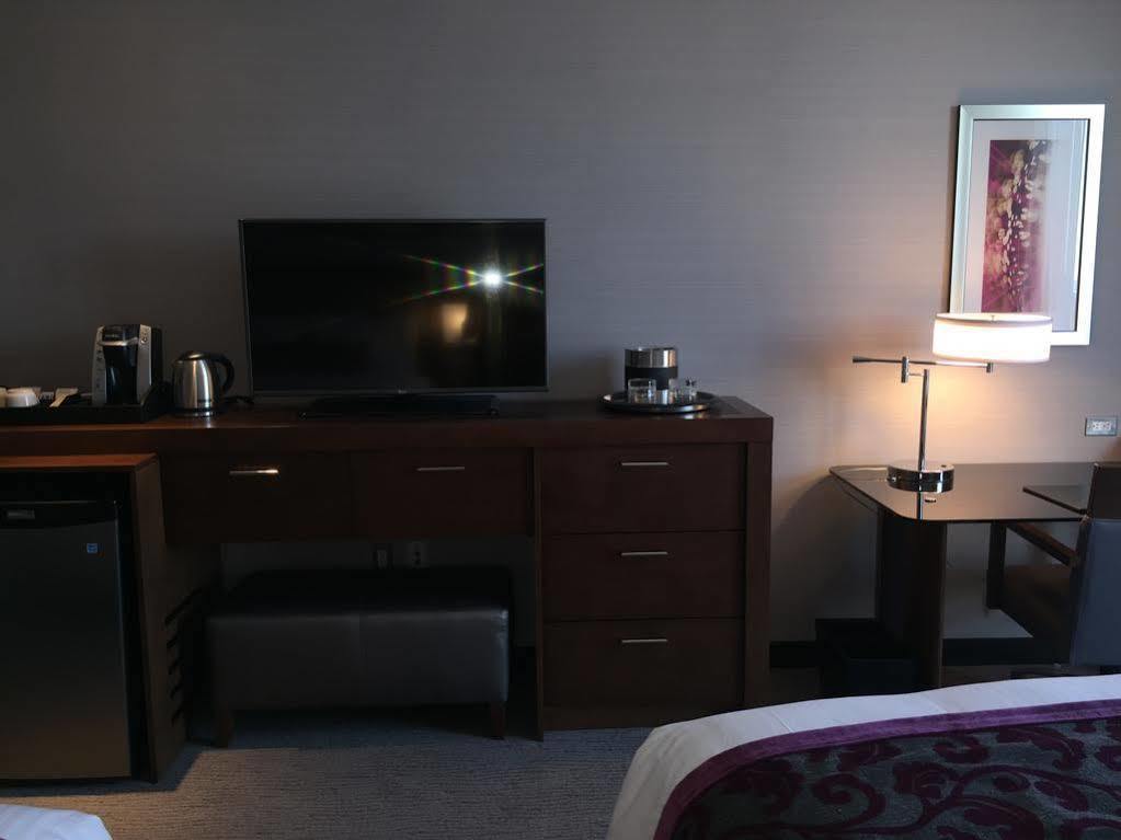 Parkwest Bicycle Casino Hotel Bell Gardens Ngoại thất bức ảnh
